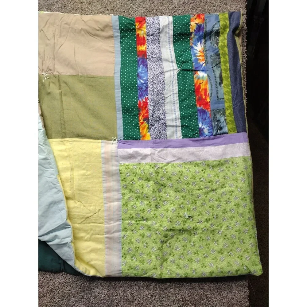 VTG Homemade Pull Square Granny Quilt W/Vibrant Accent Colors Cottage Core 53x70